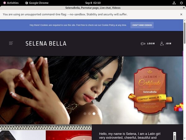 Try Selenabella.modelcentro.com